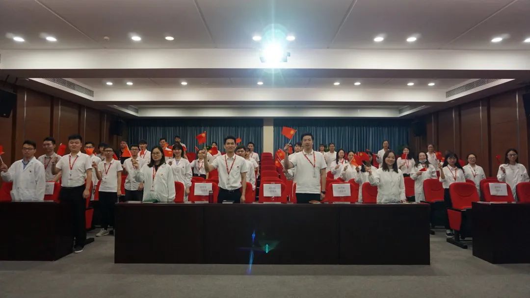 axERyxqPVk.jpg axERyxqPVk.jpg